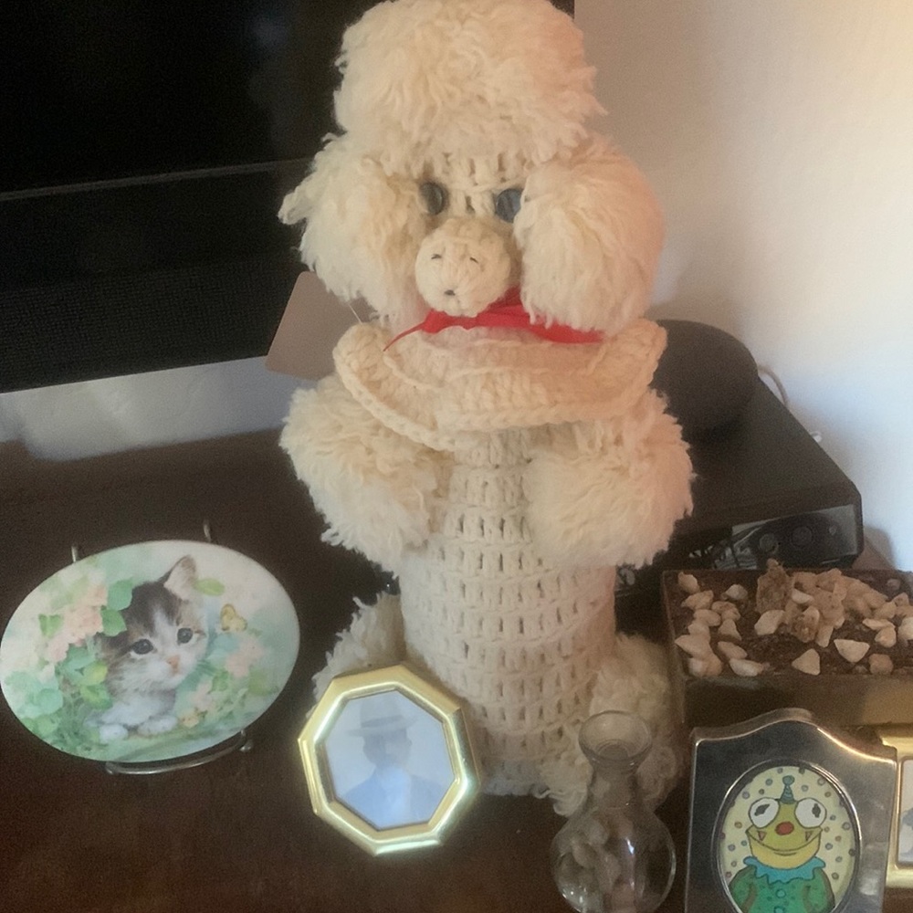 VTG Poodle crotchet bottle holder/cover